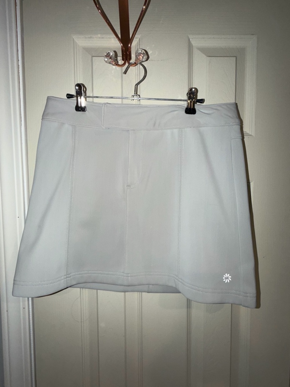 Athleta Gray Athletic Skort Tennis Golf Skirt Size 6 White Logo